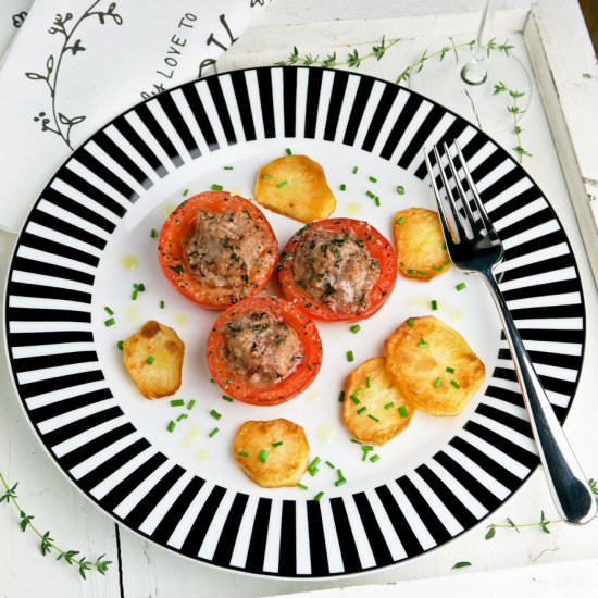 Veal stuffed tomatoes
