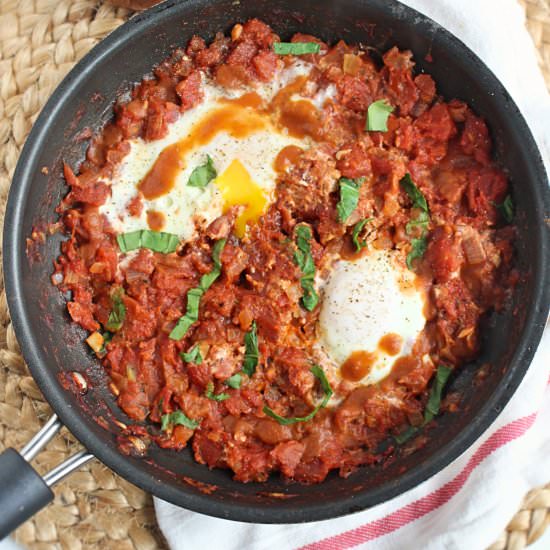 Simple & Spicy Shakshuka