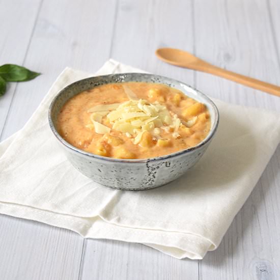 Healthy Pumpkin Mac and Cheese
