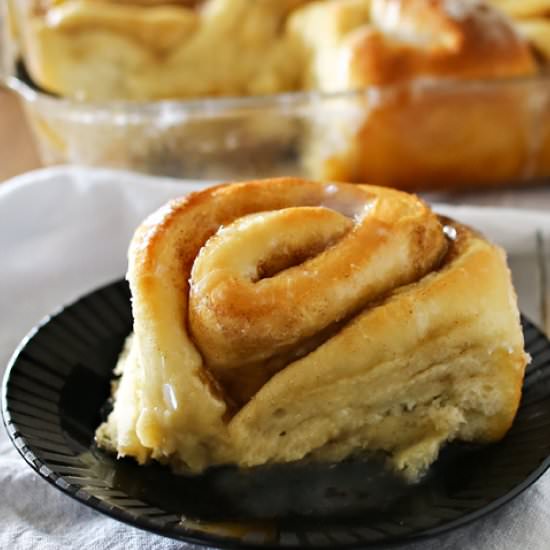 Easy Pumpkin Cinnamon Rolls