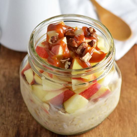 caramel apple overnight oats