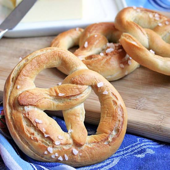 German Soft Lye Pretzels