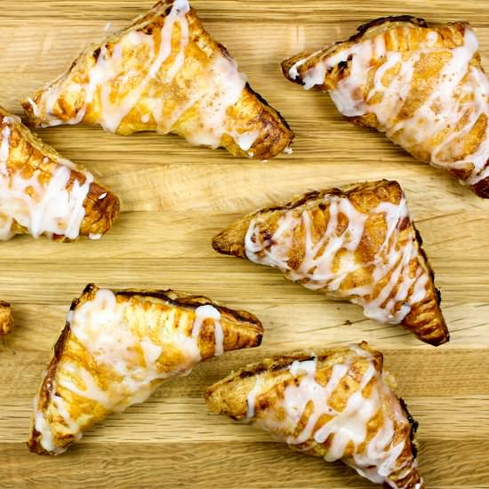 Easy Pumpkin Hand Puffs