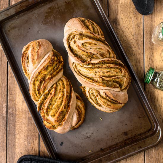 Twisted Garlic and Herb Bread