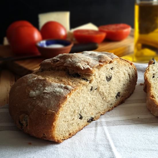 Pan con Aceitunas