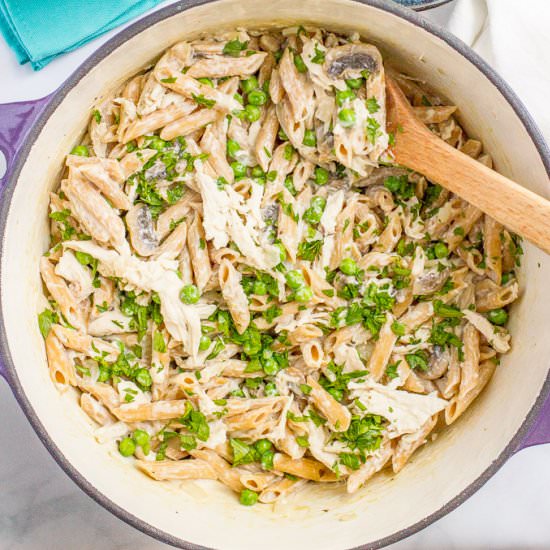 One-pot chicken + mushroom pasta