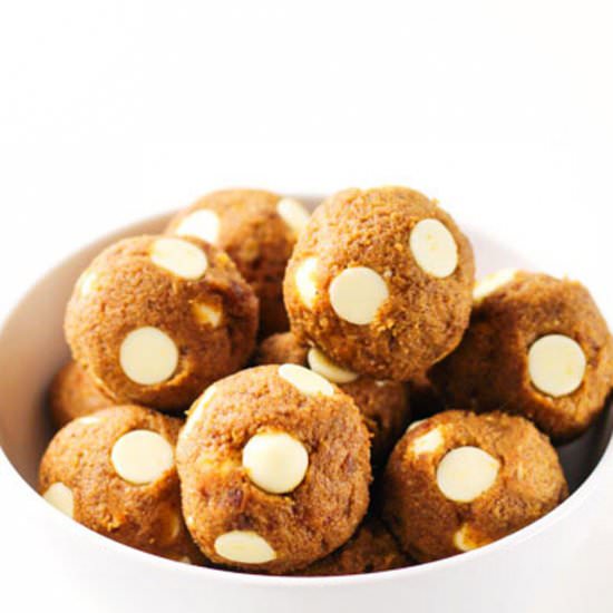 White Chocolate Pumpkin Bites