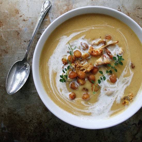 Cauliflower & Chickpea Soup