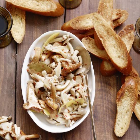 Easy Marinated Mushrooms