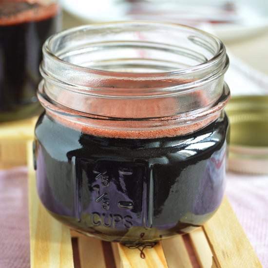 Pomegranate reduction