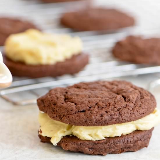 Deluxe Chocolate Sandwich Cookies
