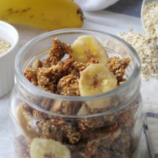 Banana Quinoa Granola