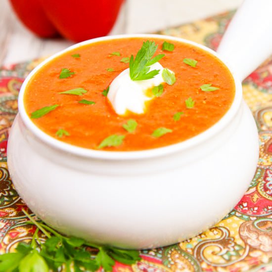 Healthy Creamy Red Pepper Soup