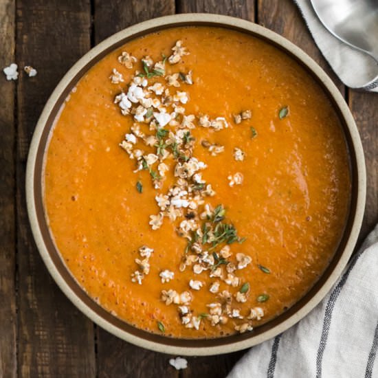 Roasted Garlic Tomato Soup