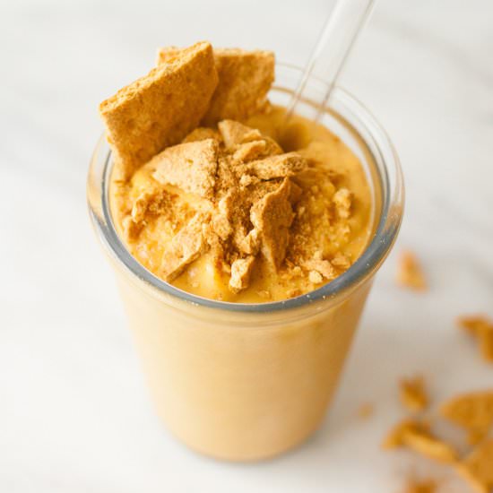 Healthy Pumpkin Pie Smoothie