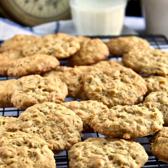 Old-Fashioned Oatmeal Cookies