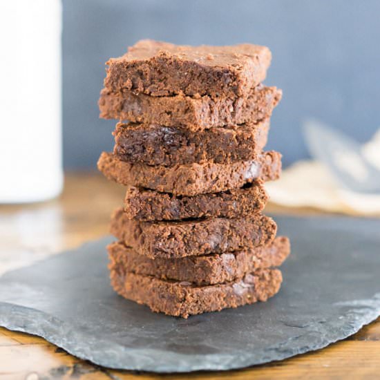 Easy Vegan Fudge Brownies