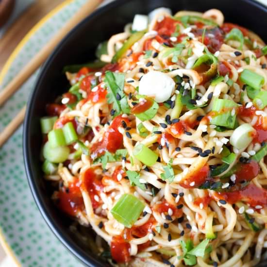 Ramen Noodles w/ Spicy Chili Sauce