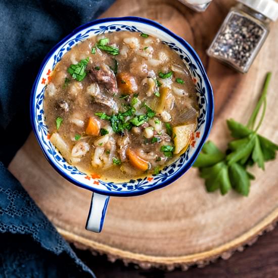 Slow Cooker Beef Barley Soup