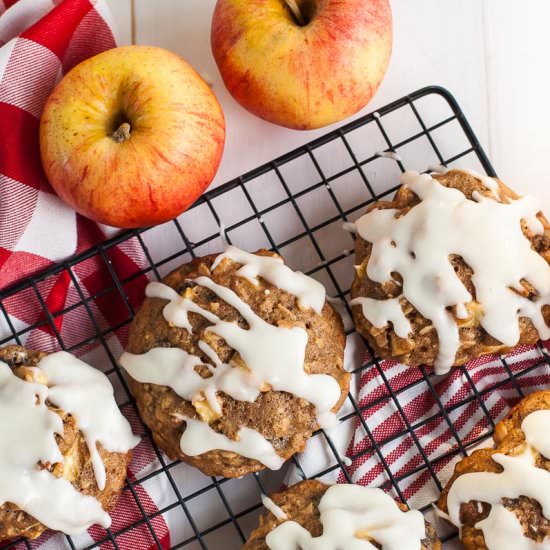 Apple Cinnamon Oatmeal Cookies