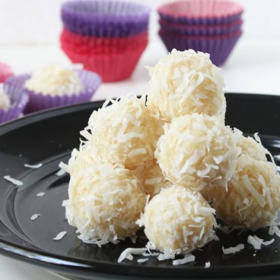 Coconut Ladoo