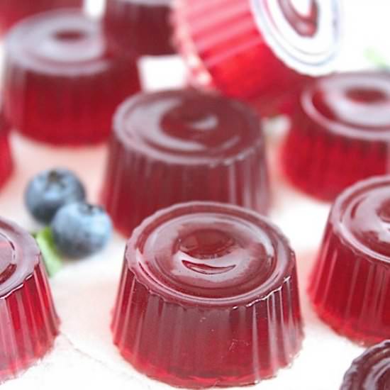 Apple and Blueberry Gummy Snacks