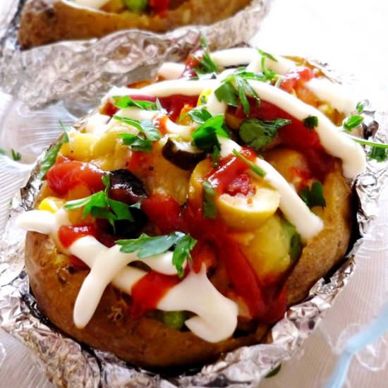 Kumpir/ Turkish Stuffed Bake Potato