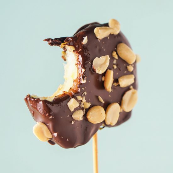 Healthy Snickers Apple Pops