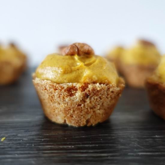 Healthy Mini Pumpkin Pies