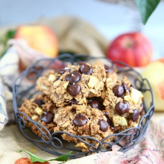 Cinnamon Apple Oatmeal Spelt Cookie