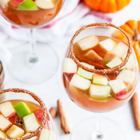 Salted Caramel Boozy Apple Cider