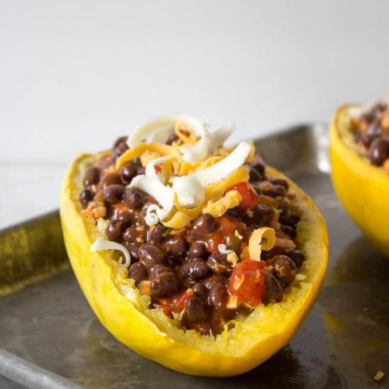 Spaghetti Squash Boats with Black Bean