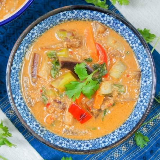Vegetarian Thai Red Curry (scratch)