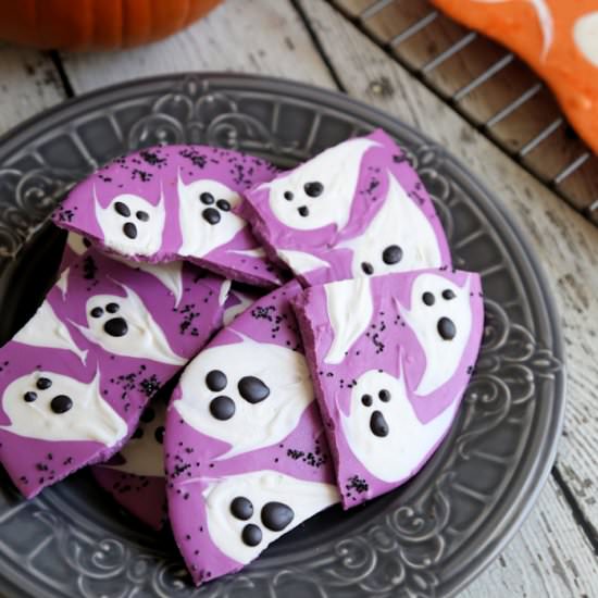 Halloween Ghost Chocolate Bark