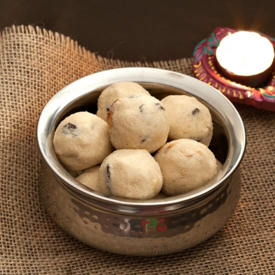Rava Ladoo