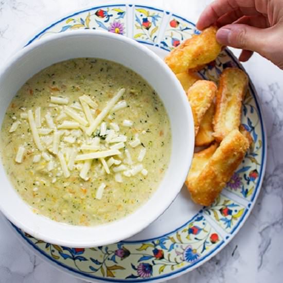 Broccoli Cheese Soup+Halloumi Fries