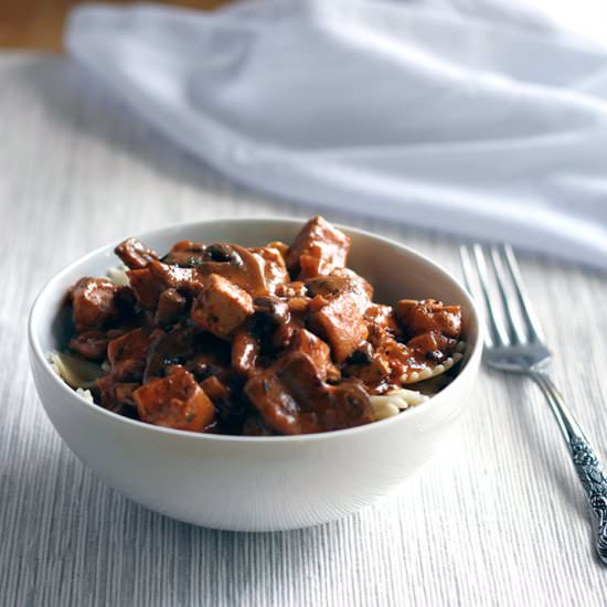 Mushrooms and Tofu in Paprika Cream