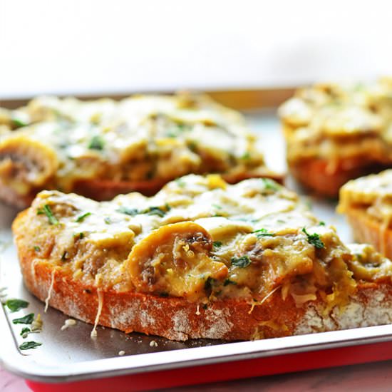 Baked Mushroom Sandwich