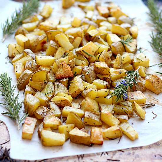 Tender Rosemary Roasted Potatoes