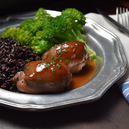 Super Easy Baked Chicken Thighs
