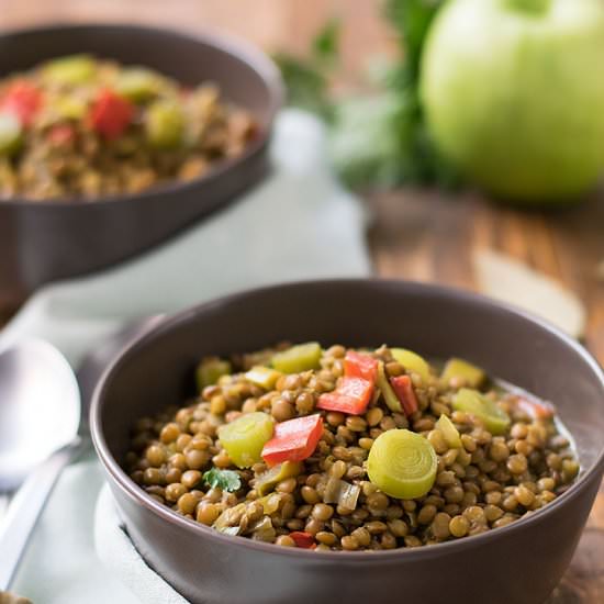 Lentil, leek & green apple soup