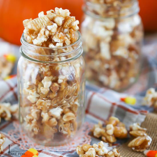 Autumn Caramel Popcorn