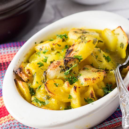 Easy Saffron Potato Bake