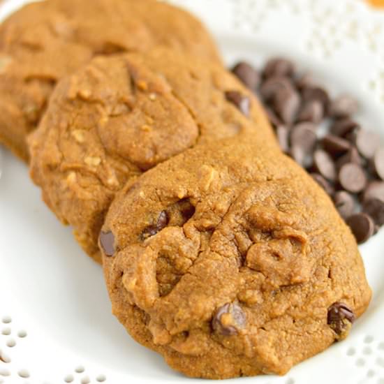 Pumpkin Chocolate Chip Oatmeal Cookies