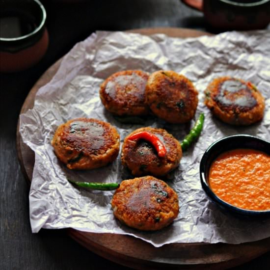 Oats Tikki with Red Pepper Sauce