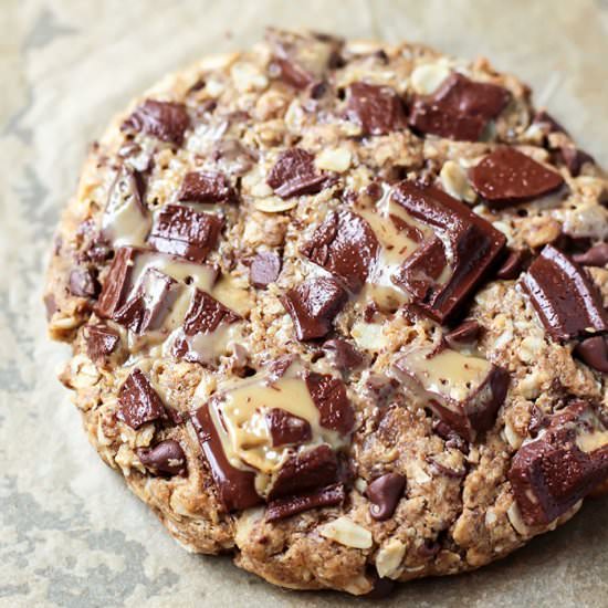 Giant Oatmeal Caramel Cookie