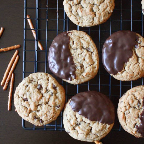 Peanut Butter Pretzel Cookies