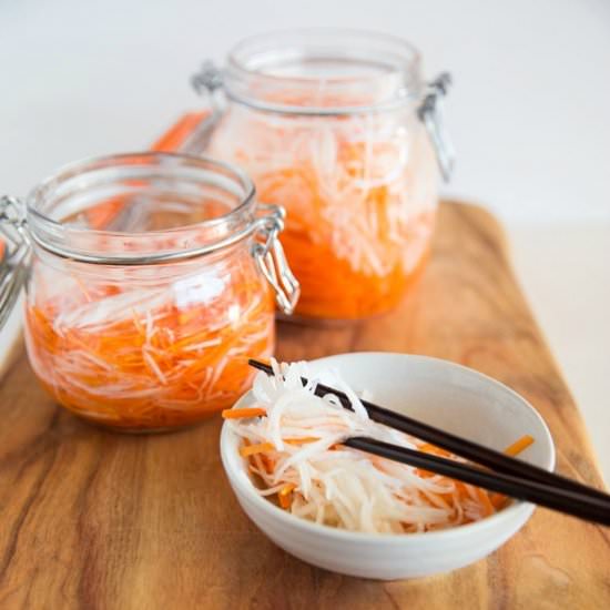Quick Pickled Carrots and Daikon