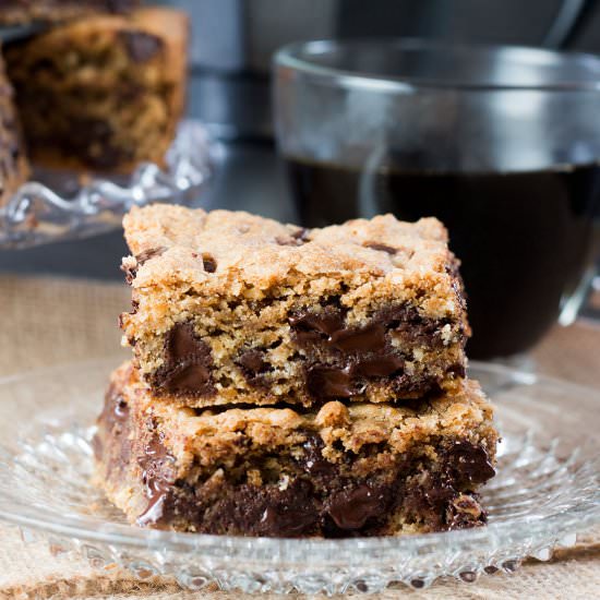 Chocolate Chip Spiced Oat Bars