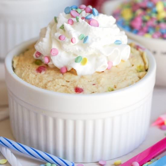 Single Serving Funfetti Cake